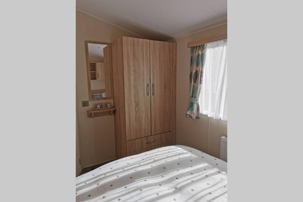 Apartment 8 Sleep Chalet At Newquay Away Nb160 *